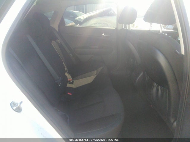2018 KIA OPTIMA LX VIN: 5XXGT4L3XJG191414