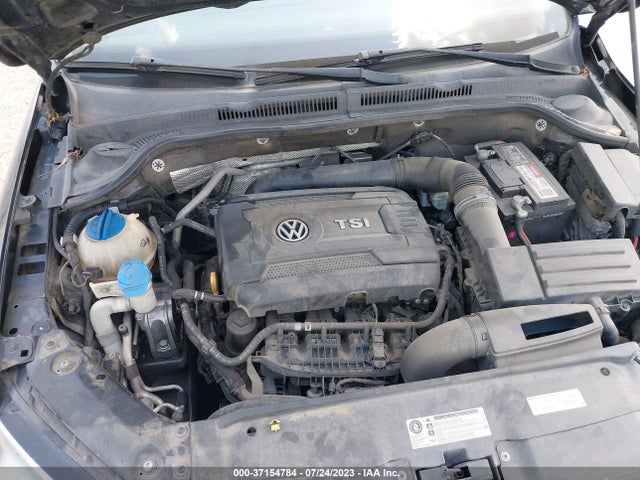 3VWD17AJ2FM267030 Volkswagen Jetta Sedan 1.8t Se