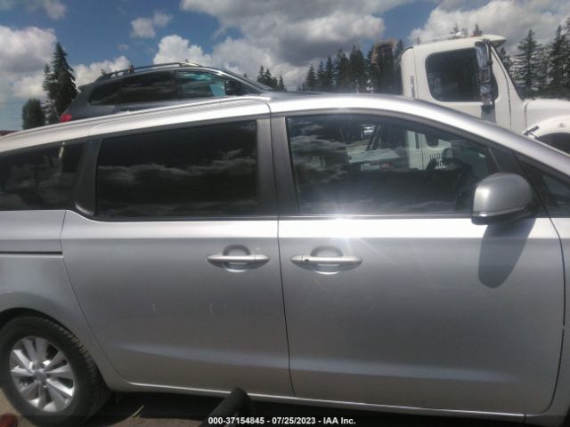 KNDMB5C13G6214579 KIA SEDONA LX