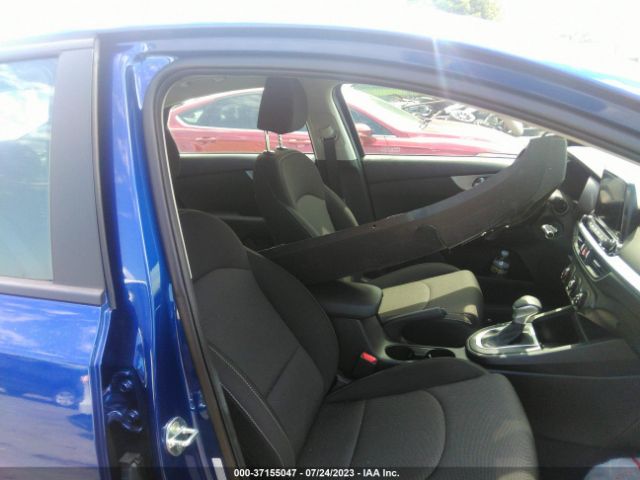3KPF24AD3PE586126 KIA Forte Lxs