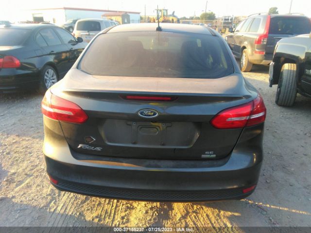 1FADP3FE2JL259581 Ford FOCUS SE