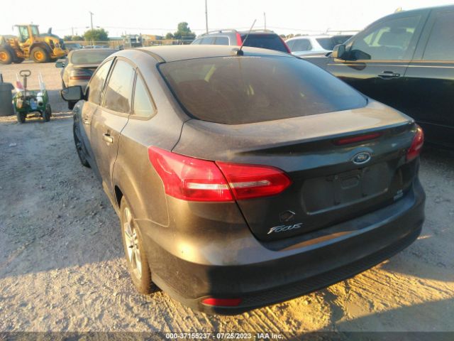 1FADP3FE2JL259581 Ford FOCUS SE