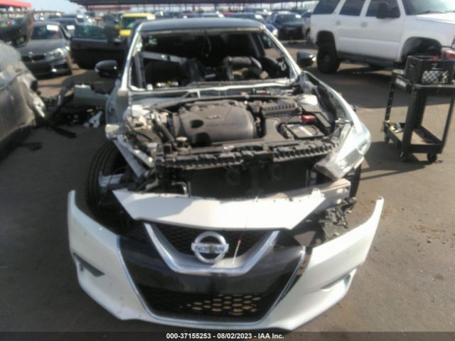 1N4AA6AP9JC372619 Nissan Maxima Platinum