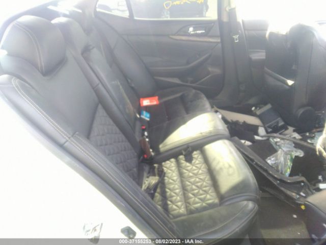 1N4AA6AP9JC372619 Nissan Maxima Platinum