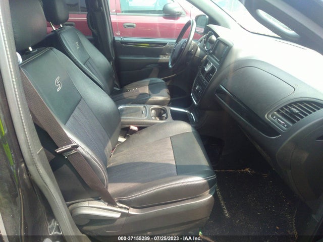 2C4RC1HG7FR698207 Chrysler Town & Country S