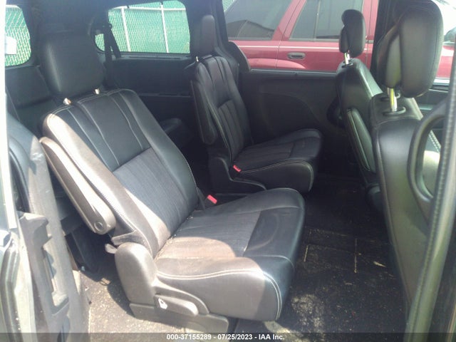 2C4RC1HG7FR698207 Chrysler Town & Country S