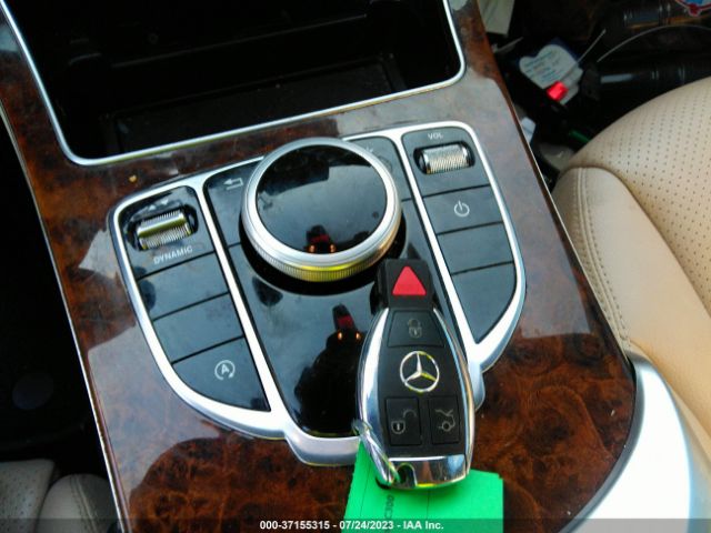 55SWF4JB0JU258424 Mercedes-Benz C-class C 300