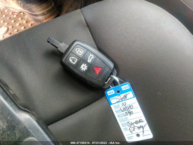 2010 VOLVO S40 2.4I VIN: YV1390MS9A2500494