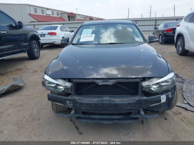 WBA8A9C54HK619760 BMW 3 Series 320i