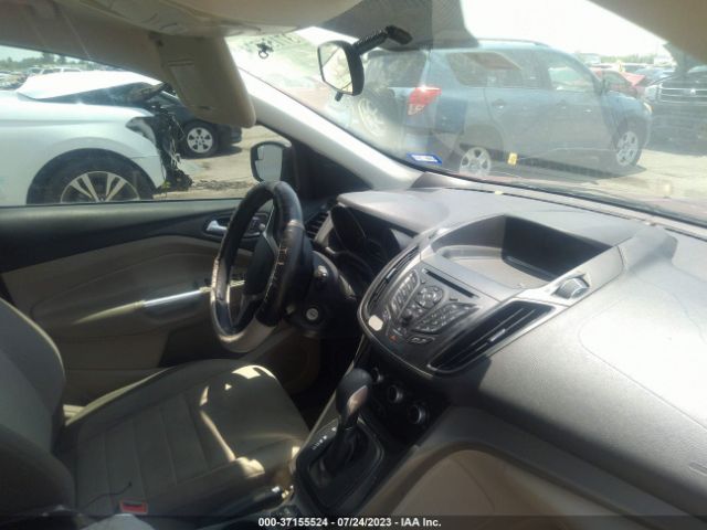 1FMCU0GXXFUC78437 Ford ESCAPE SE