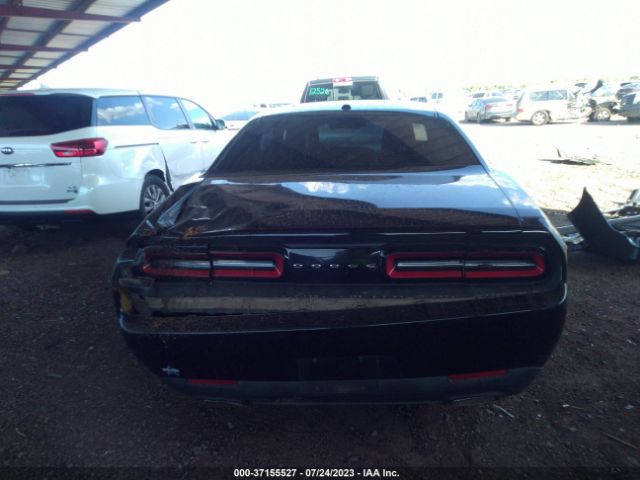 2C3CDZAG8FH823222 Dodge Challenger Sxt
