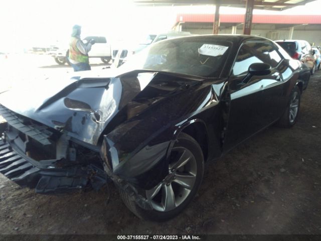 2C3CDZAG8FH823222 Dodge Challenger Sxt