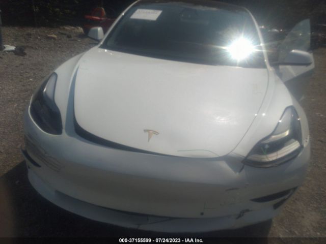 5YJ3E1EAXNF155153 Tesla MODEL 3