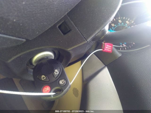 1FMCU0G98FUA42290 Ford ESCAPE SE