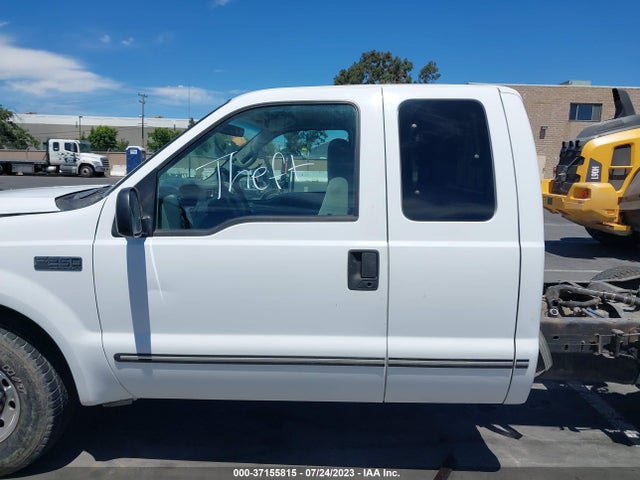 1999 FORD F-250 LARIAT/XL/XLT VIN: 1FTNX20F2XEB18758