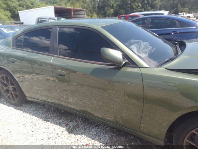 2C3CDXBGXKH572281 Dodge Charger Sxt