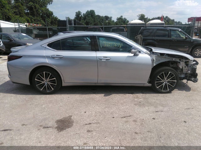 58ADZ1B15NU131822 Lexus Es Es 350