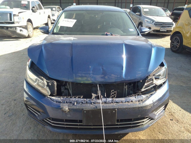1VWAT7A33GC047171 Volkswagen Passat 1.8t R-line W/comfort Pkg
