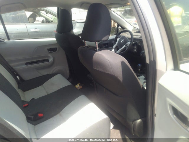 Toyota Prius C One/three/two/four 2014 JTDKDTB38E1564468 Image 8