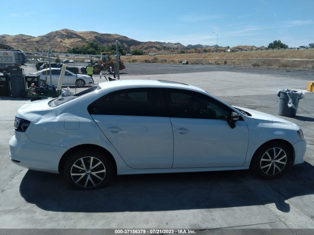 3VWDB7AJ4HM325770 Volkswagen Jetta 1.4t Se