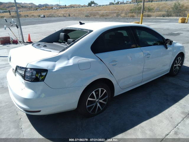3VWDB7AJ4HM325770 Volkswagen Jetta 1.4t Se