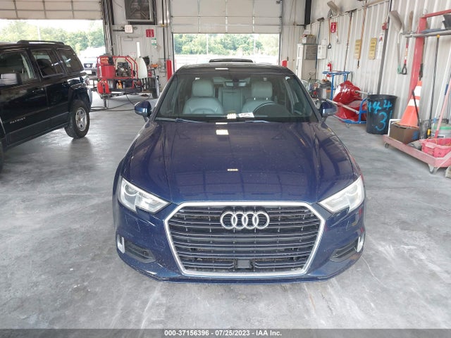 WAUAUHFFXJ1007887 Audi A3 Sedan Premium/tech Premium