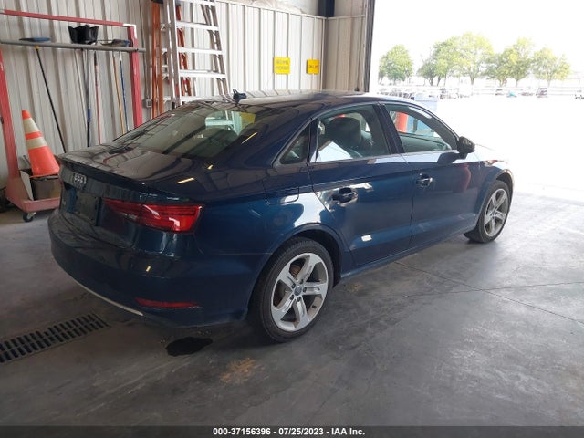 WAUAUHFFXJ1007887 Audi A3 Sedan Premium/tech Premium