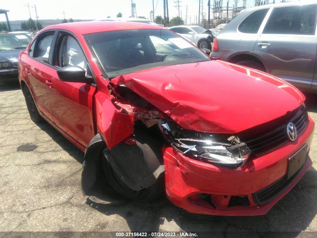 3VW2K7AJ4EM394929 Volkswagen Jetta Sedan S