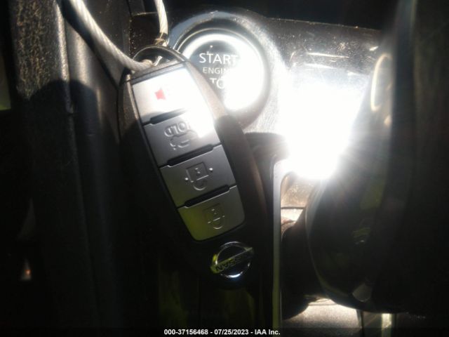 3N1CN8EV7ML823652 Nissan VERSA SV