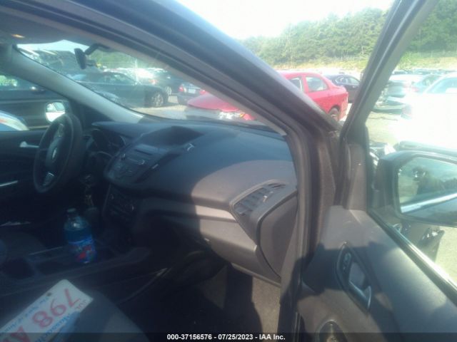 1FMCU9GD5HUE81667 Ford ESCAPE SE