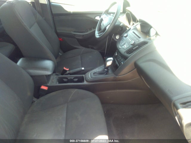 Ford FOCUS SE 2015 1FADP3K29FL248967 Image 6