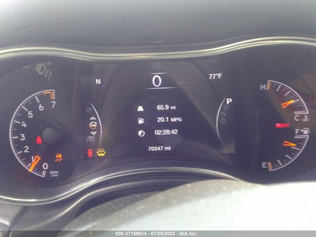1C4RJFAG9KC565951 Jeep Grand Cherokee Altitude