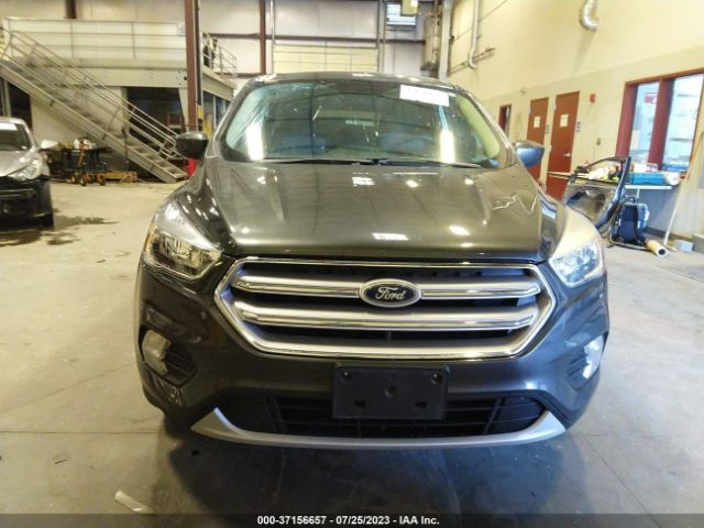 1FMCU0GDXKUB08692 Ford ESCAPE SE