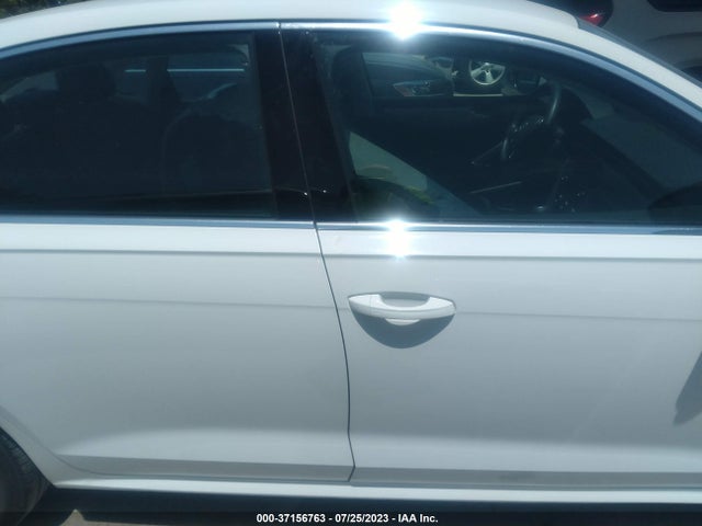 1VWSA7A38MC010896 Volkswagen Passat 2.0t Se