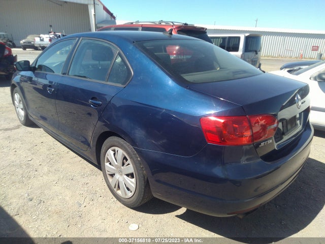 3VWD17AJXEM401832 Volkswagen Jetta Sedan Se