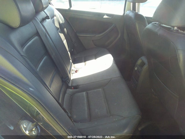 3VWD17AJXEM401832 Volkswagen Jetta Sedan Se