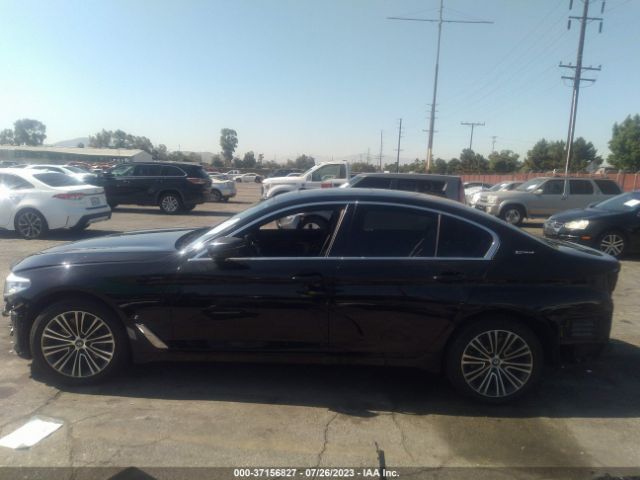 WBAJA9C55KB254627 BMW 5 Series 530e Iperformance