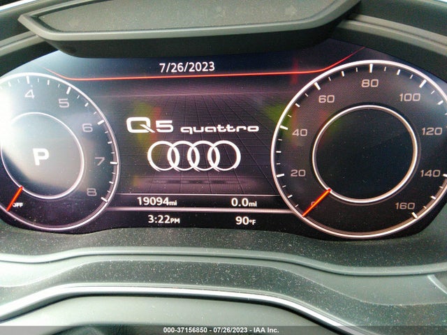 WA1BNAFY4K2027586 Audi Q5 Premium Plus