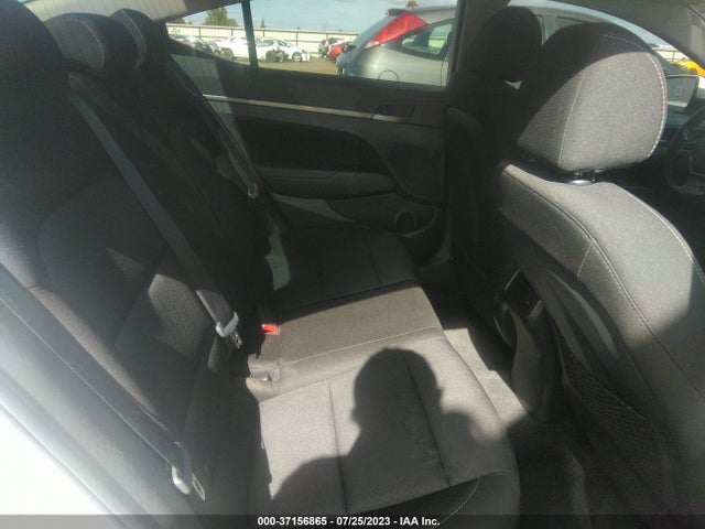 Hyundai Elantra Value Edition 2018 5NPD84LF4JH363763 Image 13