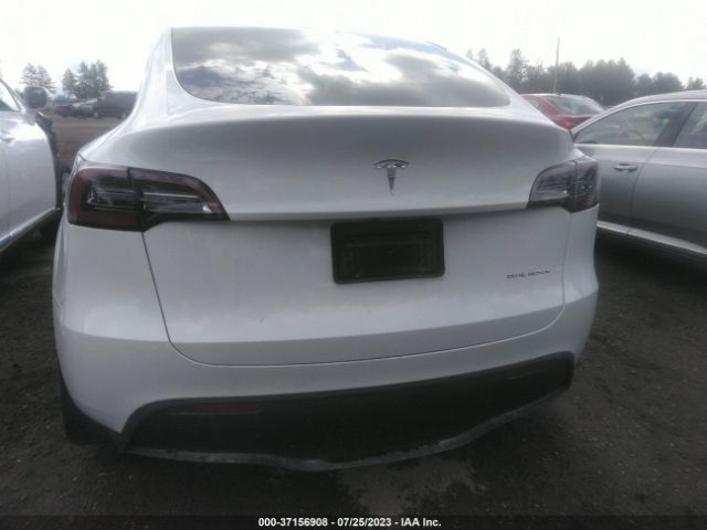 5YJYGDEEXLF015461 Tesla Model Y Long Range