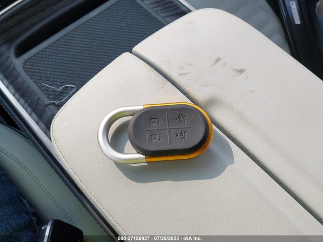 2022 RIVIAN R1T ADVENTURE PACKAGE VIN: 7FCTGAAA7NN011913
