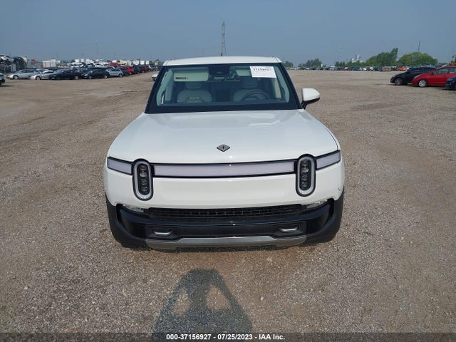 2022 RIVIAN R1T ADVENTURE PACKAGE VIN: 7FCTGAAA7NN011913