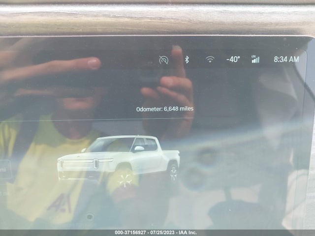 2022 RIVIAN R1T ADVENTURE PACKAGE VIN: 7FCTGAAA7NN011913