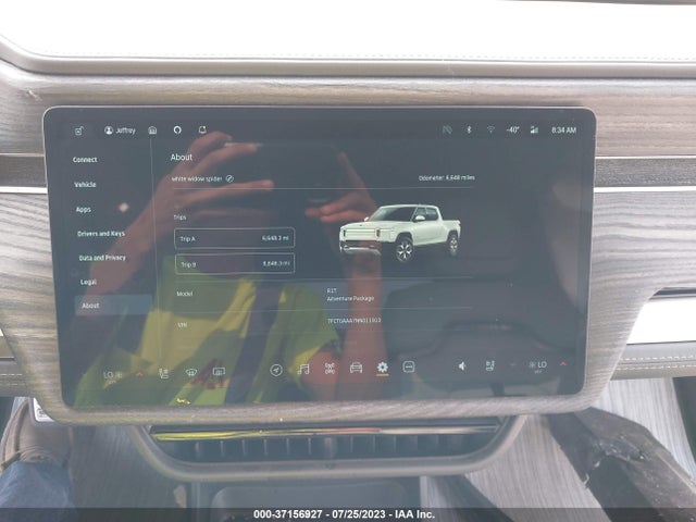 2022 RIVIAN R1T ADVENTURE PACKAGE VIN: 7FCTGAAA7NN011913