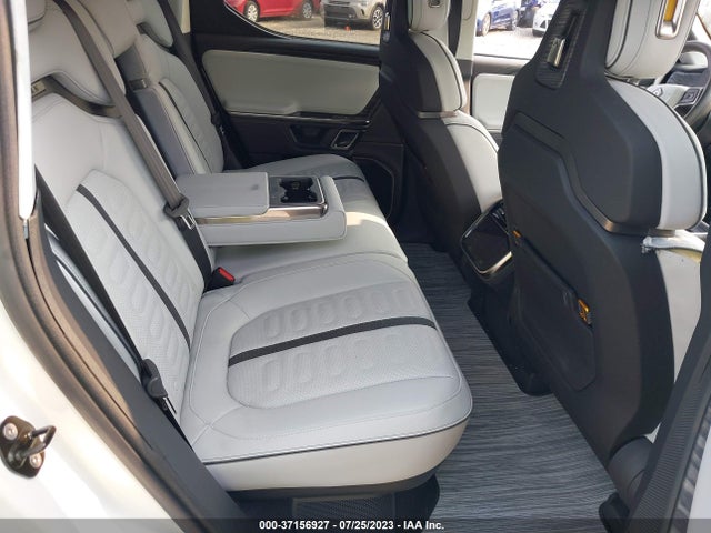 2022 RIVIAN R1T ADVENTURE PACKAGE VIN: 7FCTGAAA7NN011913