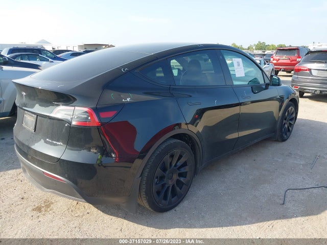 5YJYGDEEXMF285856 Tesla Model Y Long Range