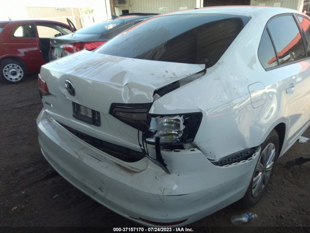 3VW267AJ5GM231875 Volkswagen Jetta Sedan 1.4t S