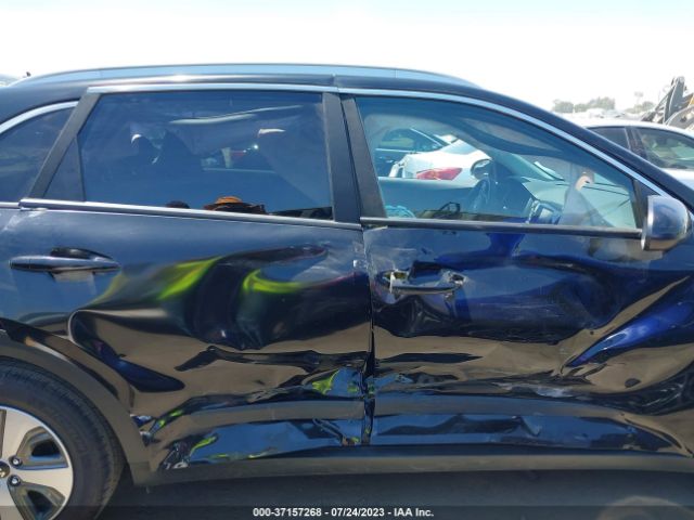 KNDCB3LC0K5301677 KIA NIRO LX