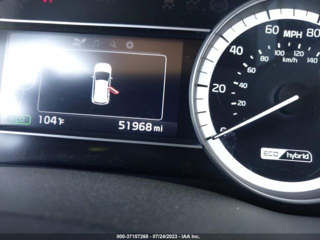 KNDCB3LC0K5301677 KIA NIRO LX