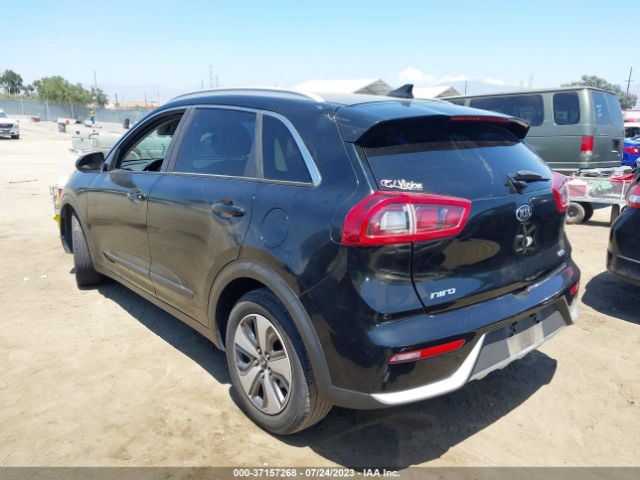 KNDCB3LC0K5301677 KIA NIRO LX